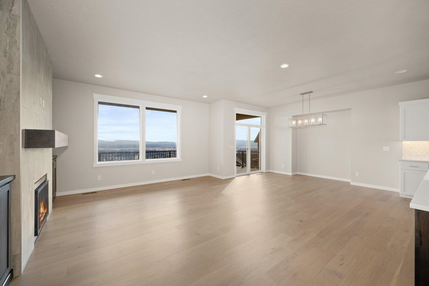 8704 East Ridgeline Lane Spokane, WA 99217 - Photo 6 of 37