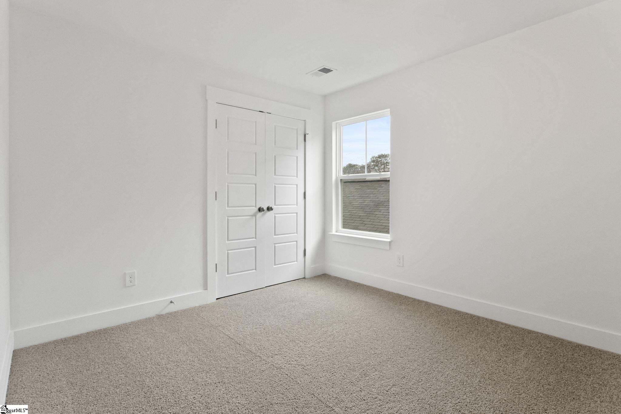 601 Columbus Circle Simpsonville, SC 29680 - Photo 19 of 28