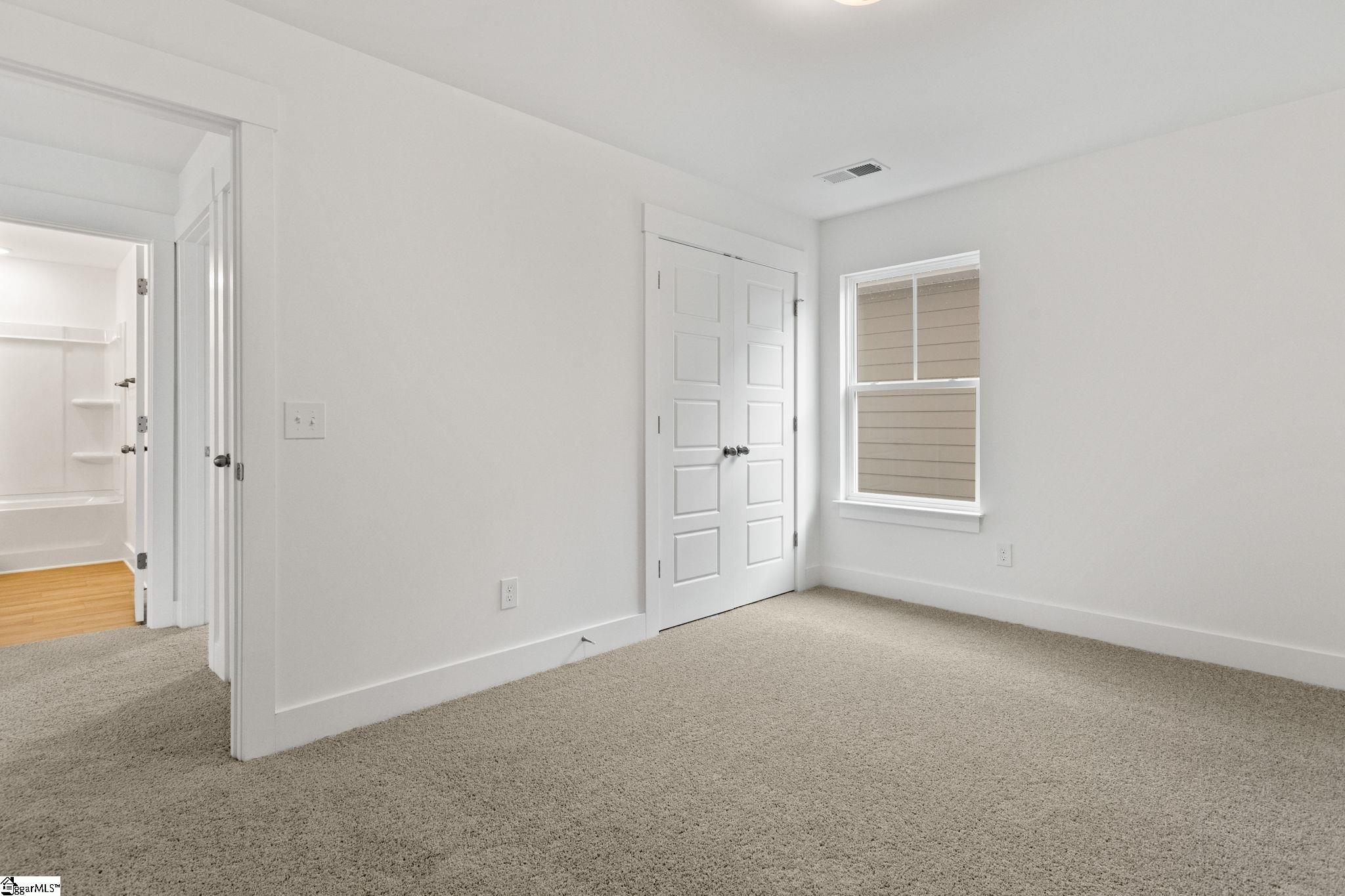 601 Columbus Circle Simpsonville, SC 29680 - Photo 22 of 28