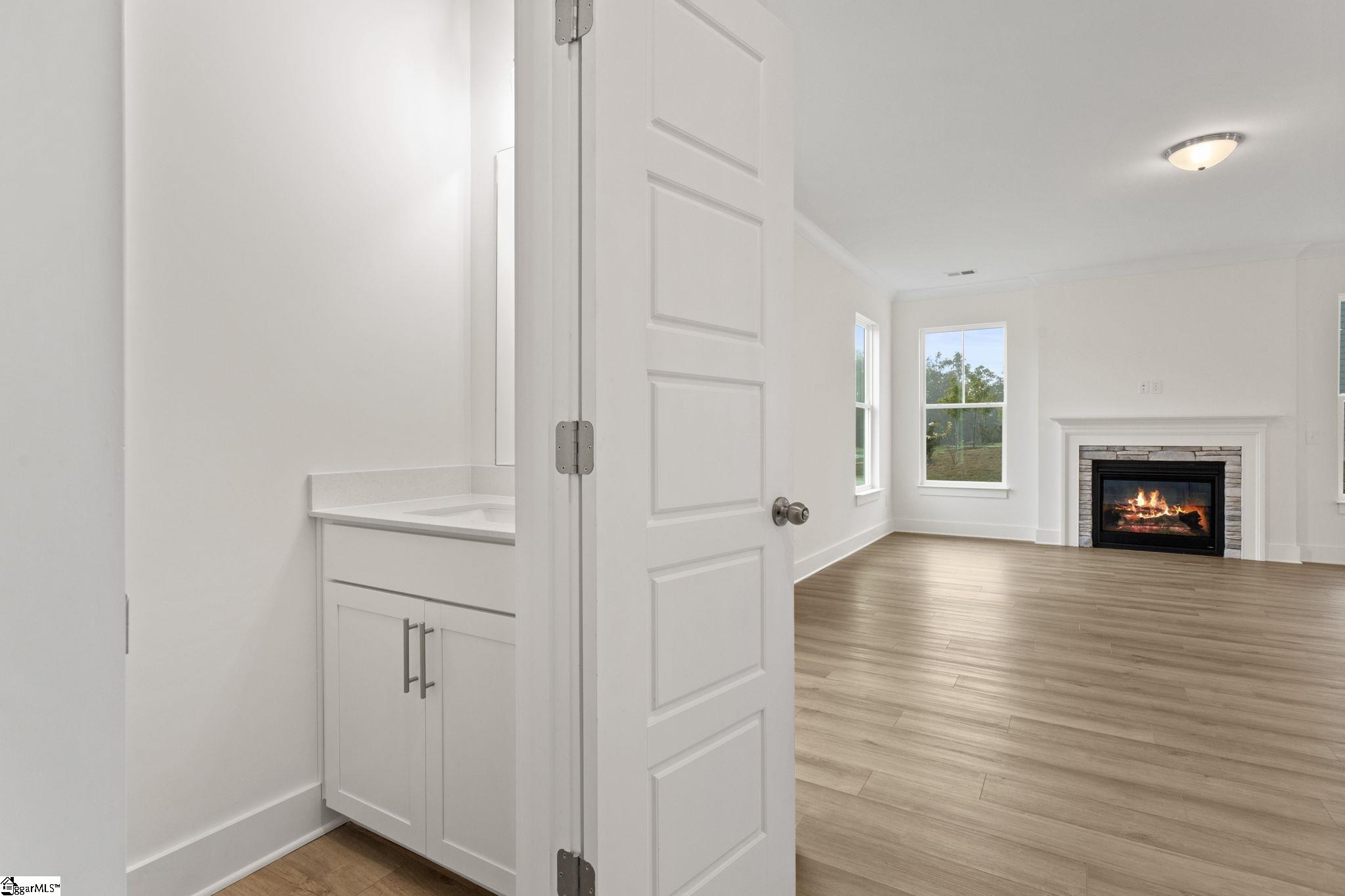 601 Columbus Circle Simpsonville, SC 29680 - Photo 3 of 28