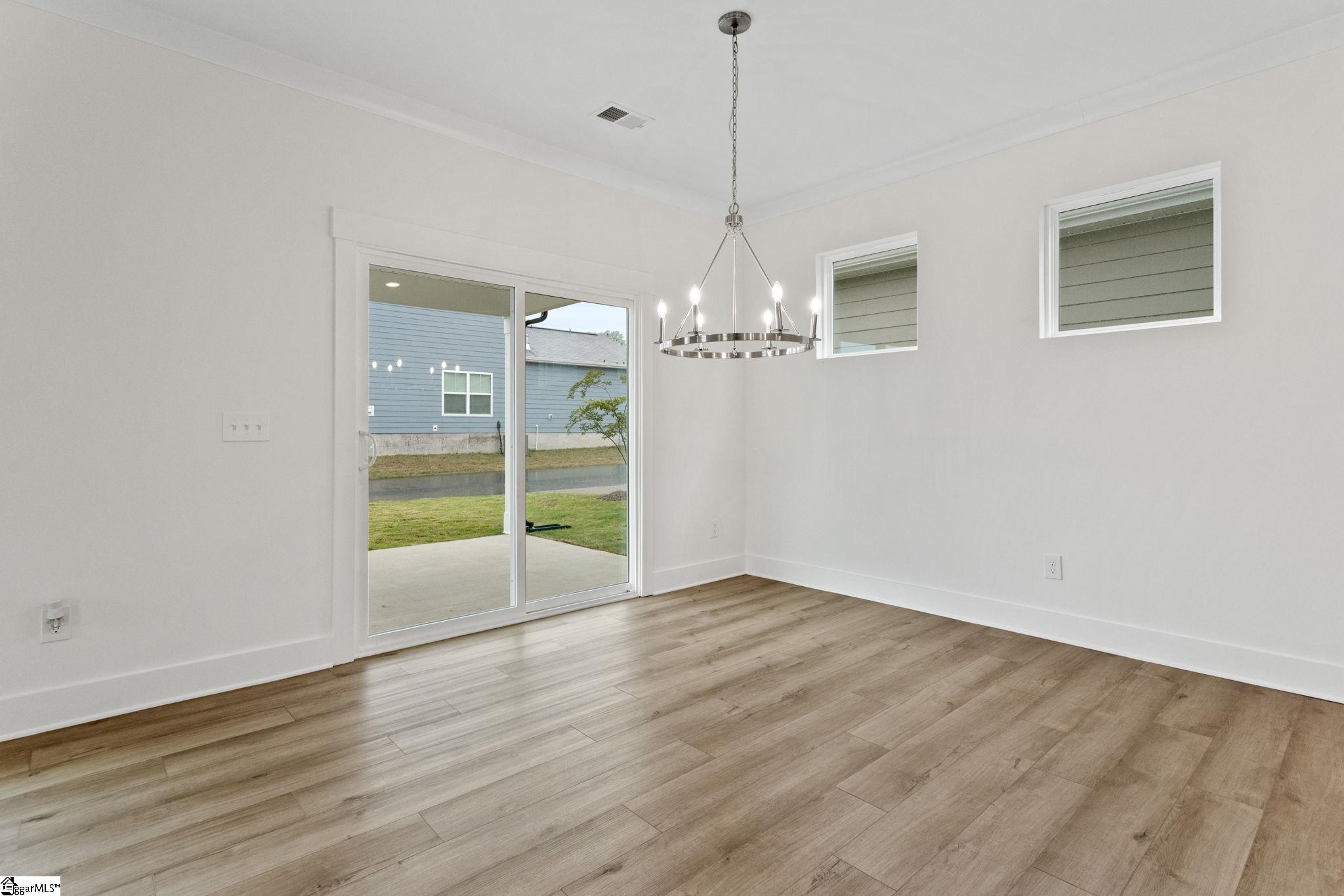 601 Columbus Circle Simpsonville, SC 29680 - Photo 8 of 28