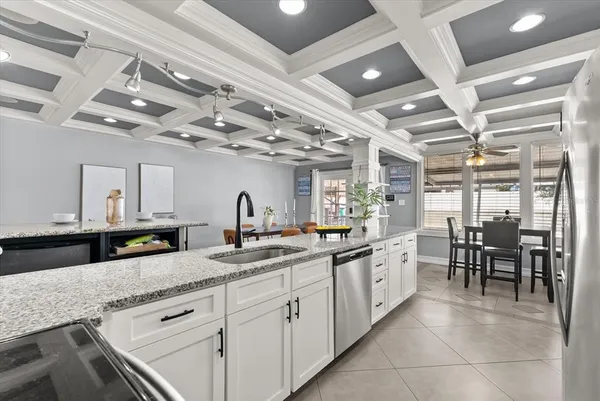 $949,000 | 8255 Lake Underhill Road, Orlando, FL 32825