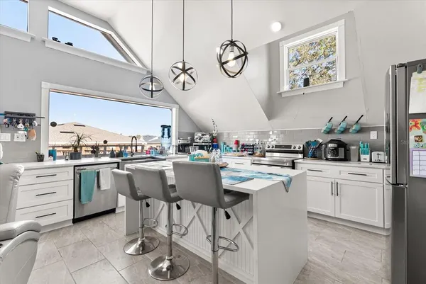 $949,000 | 8255 Lake Underhill Road, Orlando, FL 32825