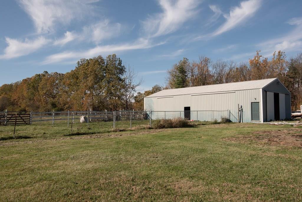 8230 Hayworth Road Indianapolis, IN 46221 - Photo 9 of 42