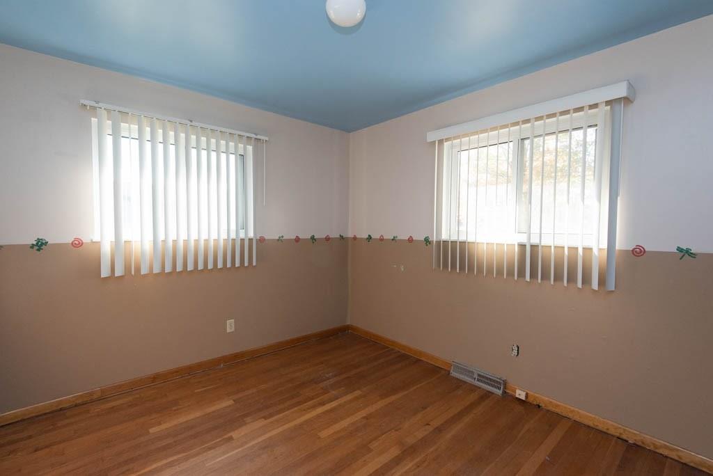 8230 Hayworth Road Indianapolis, IN 46221 - Photo 10 of 42