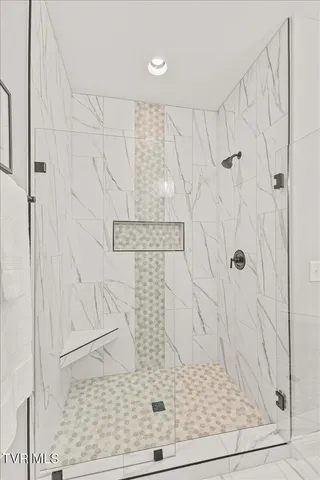 $514,900 | 2376 Haystack Circle, Piney Flats, TN 37686