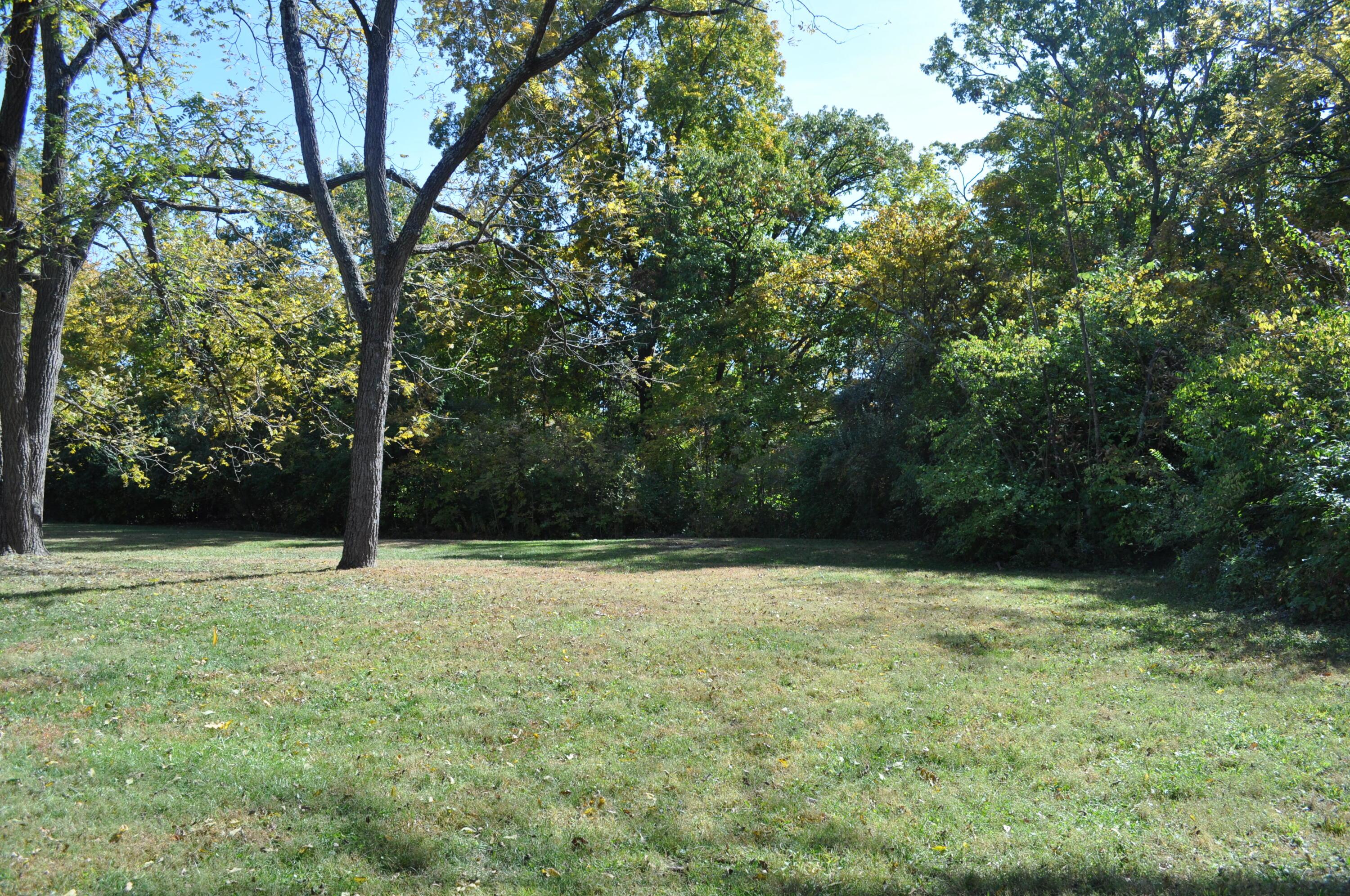 6829 Lambert Road Orient, OH 43146 - Photo 35 of 36 Large Yard