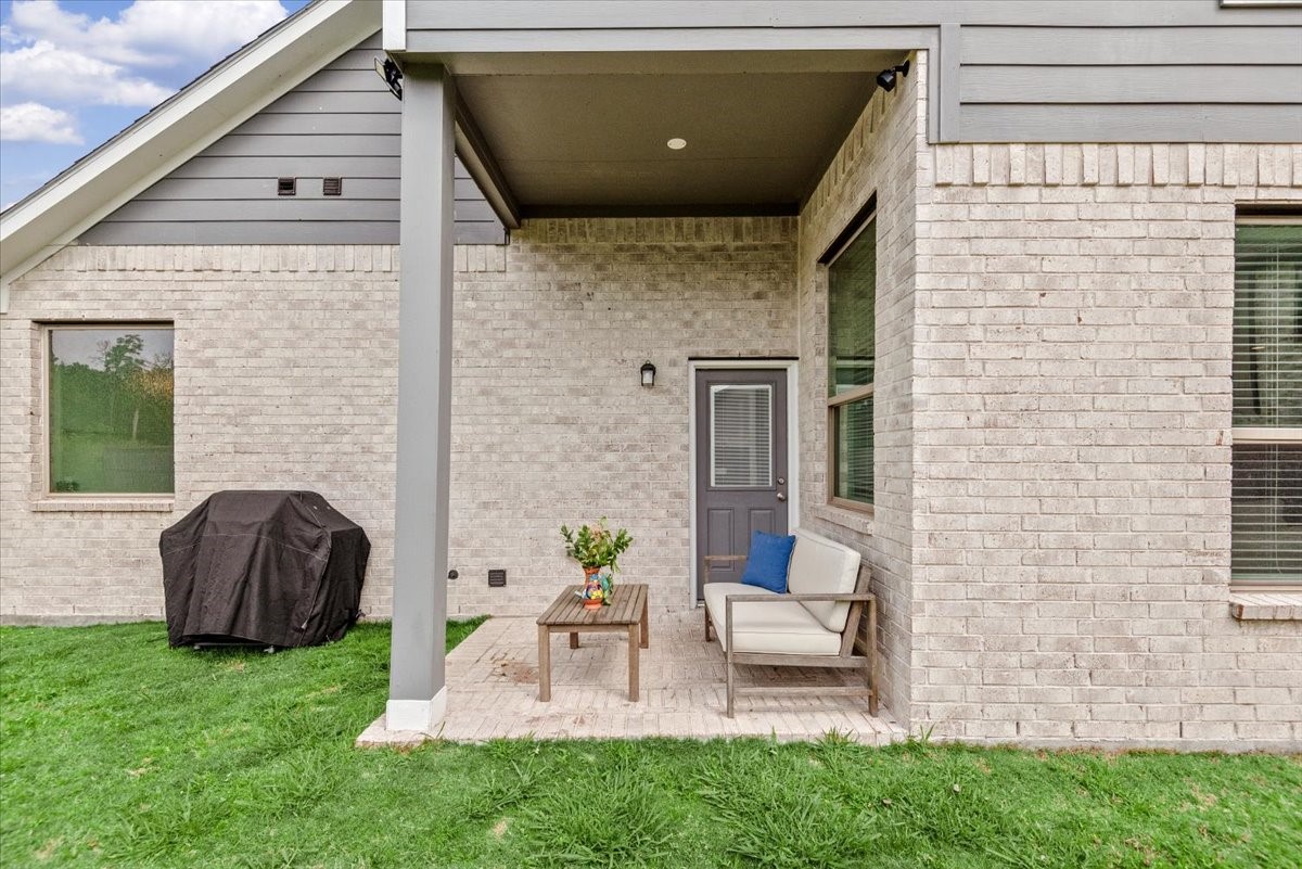 17814 Tree Of Heaven Conroe, TX 77385 - Photo 26 of 48