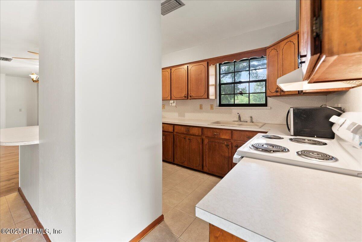 4906 Yellow Water Road Jacksonville, FL 32234 - Photo 17 of 74 11-Home Kitchen (2)