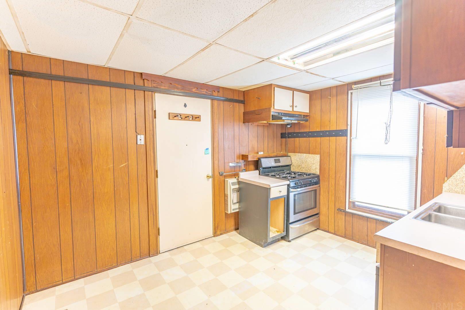 131 Riverside Drive Huntington, IN 46750 - Photo 16 of 22