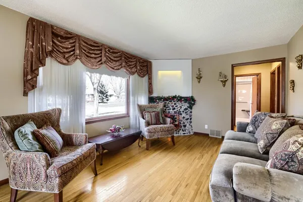 $359,900 | 558 113th Lane Northwest, Coon Rapids, MN 55448