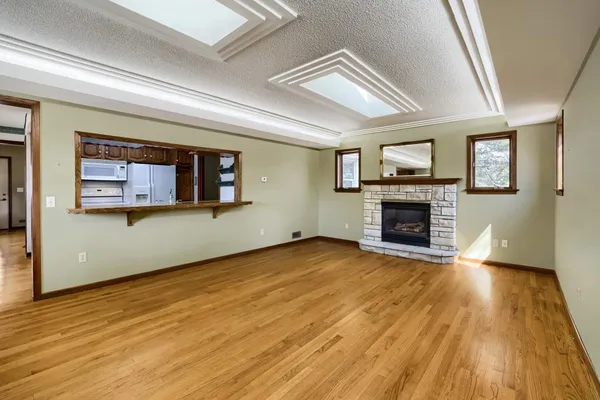 $359,900 | 558 113th Lane Northwest, Coon Rapids, MN 55448