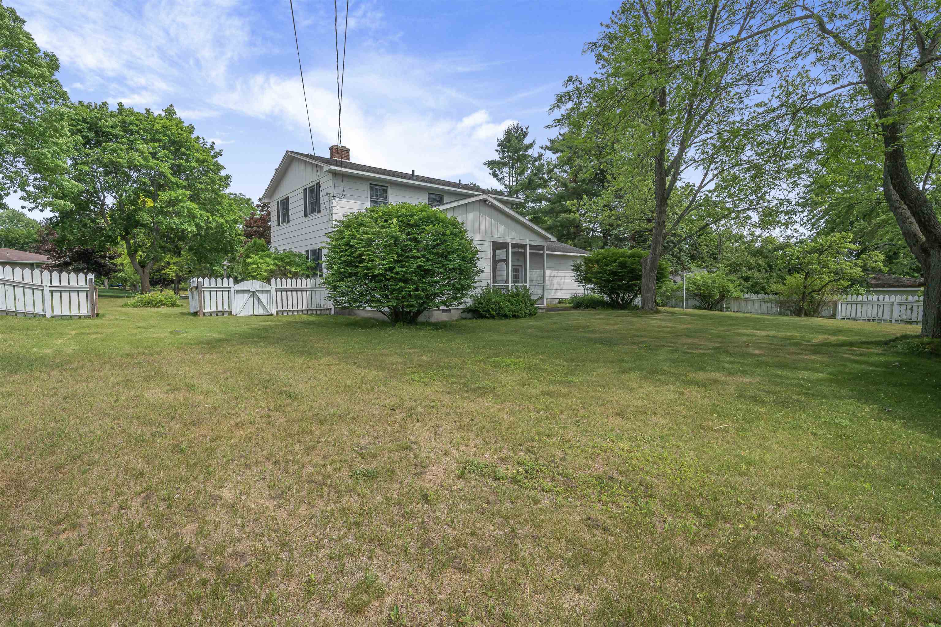 424 Crestview Street Cadillac, MI 49601 - Photo 61 of 62 1946655-3e27ddaa-3681-43c5-8858-ff78351c7336.JPG