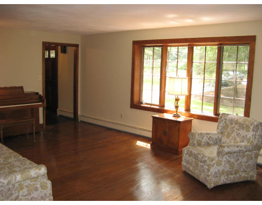 68 Carl Road Walpole, MA 02081 - Photo 3 of 18 Gallery Image 3