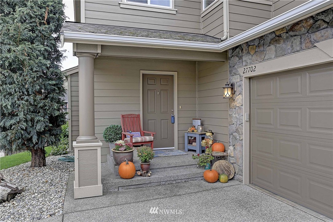 27702 Ridge Way Stanwood, WA 98292 - Photo 2 of 25