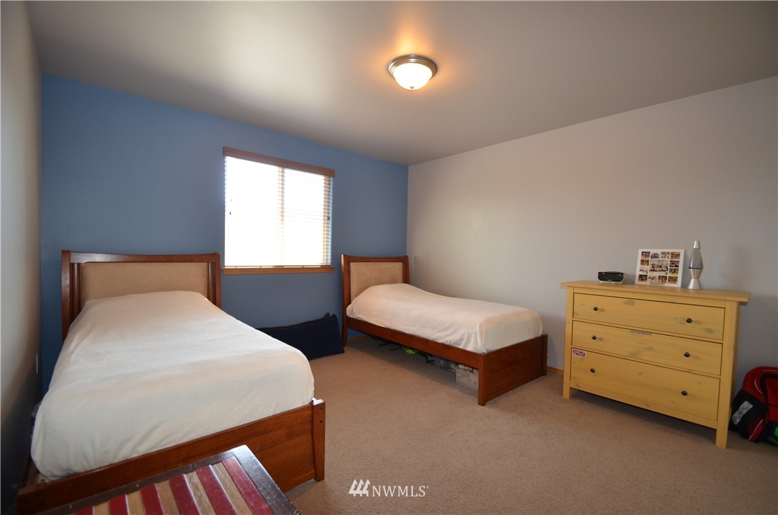 27702 Ridge Way Stanwood, WA 98292 - Photo 13 of 25