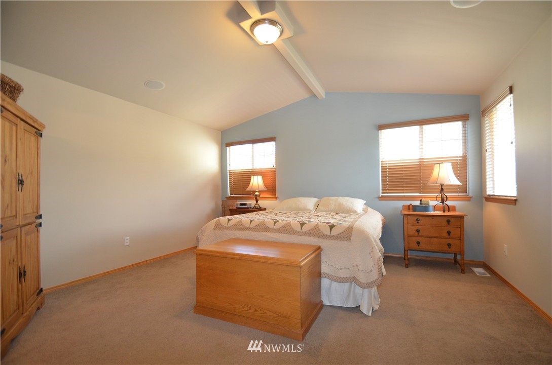 27702 Ridge Way Stanwood, WA 98292 - Photo 17 of 25