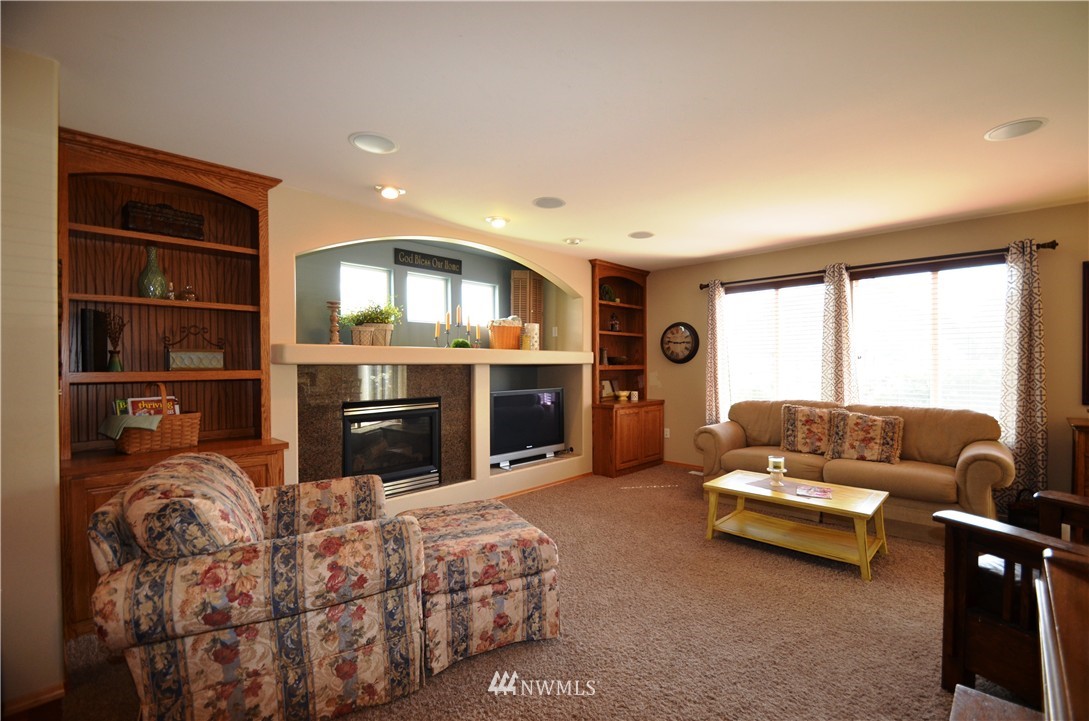 27702 Ridge Way Stanwood, WA 98292 - Photo 4 of 25