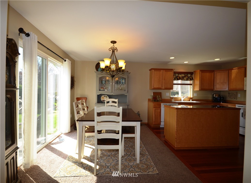 27702 Ridge Way Stanwood, WA 98292 - Photo 8 of 25