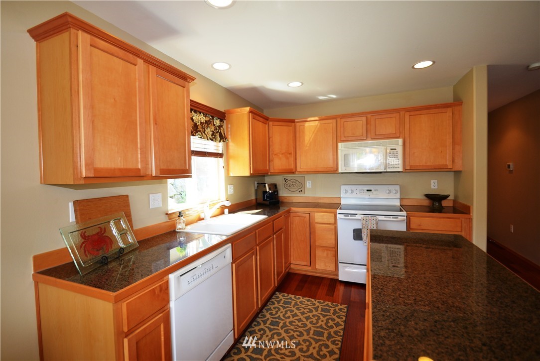 27702 Ridge Way Stanwood, WA 98292 - Photo 10 of 25