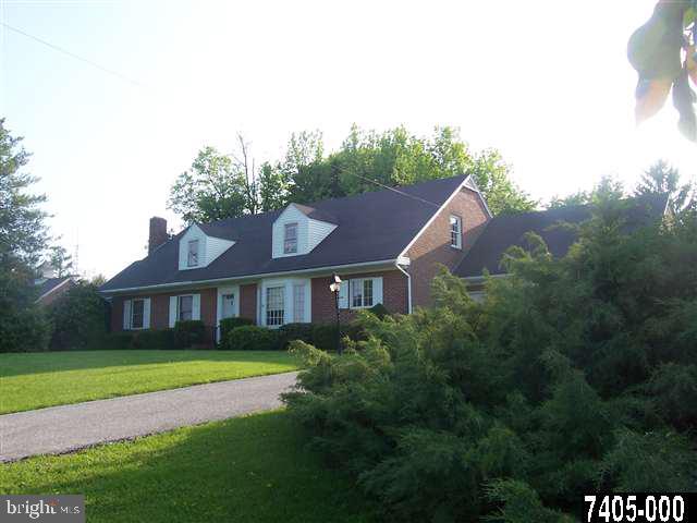 390 Carlisle Road Biglerville, PA 17307 - Photo 1 of 11 Gallery Image 1