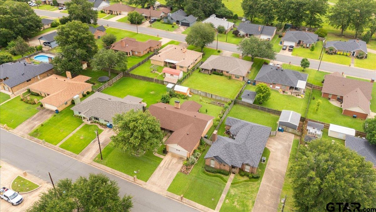 1915 Castlegate Street Henderson, TX 75654 - Photo 41 of 43