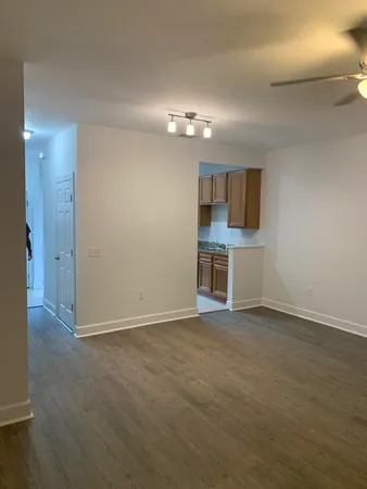 $1,750 | 15284 331 Business, Unit 4E, Freeport, FL 32439