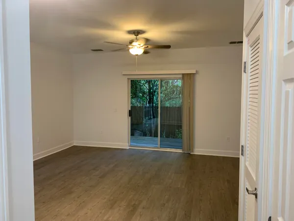 $1,750 | 15284 331 Business, Unit 4E, Freeport, FL 32439