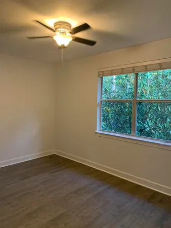 $1,750 | 15284 331 Business, Unit 4E, Freeport, FL 32439