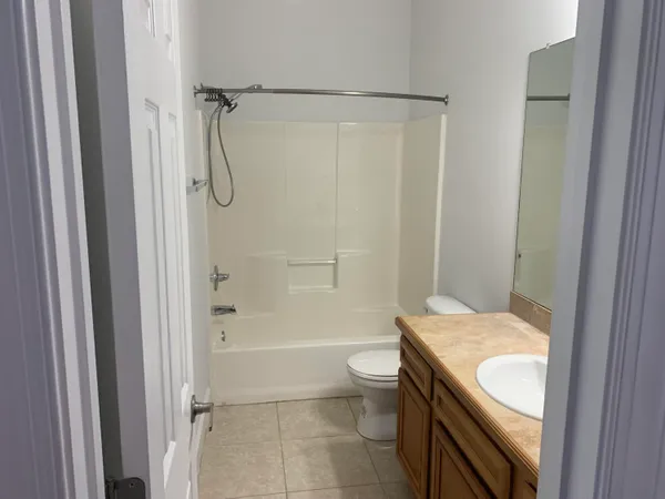 $1,750 | 15284 331 Business, Unit 4E, Freeport, FL 32439