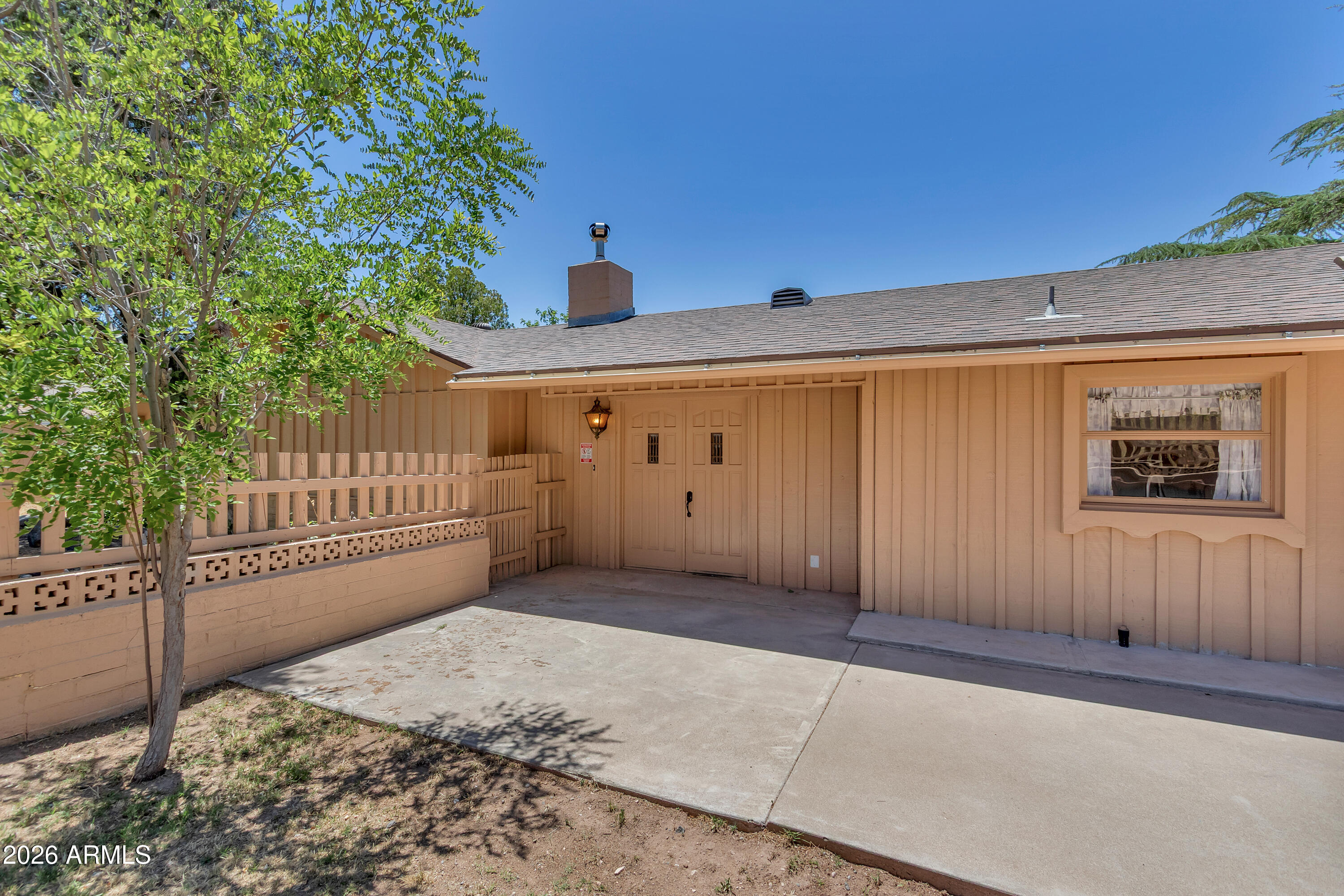4410 North Montezuma Avenue Rimrock, AZ 86335 - Photo 2 of 27 Front entrance