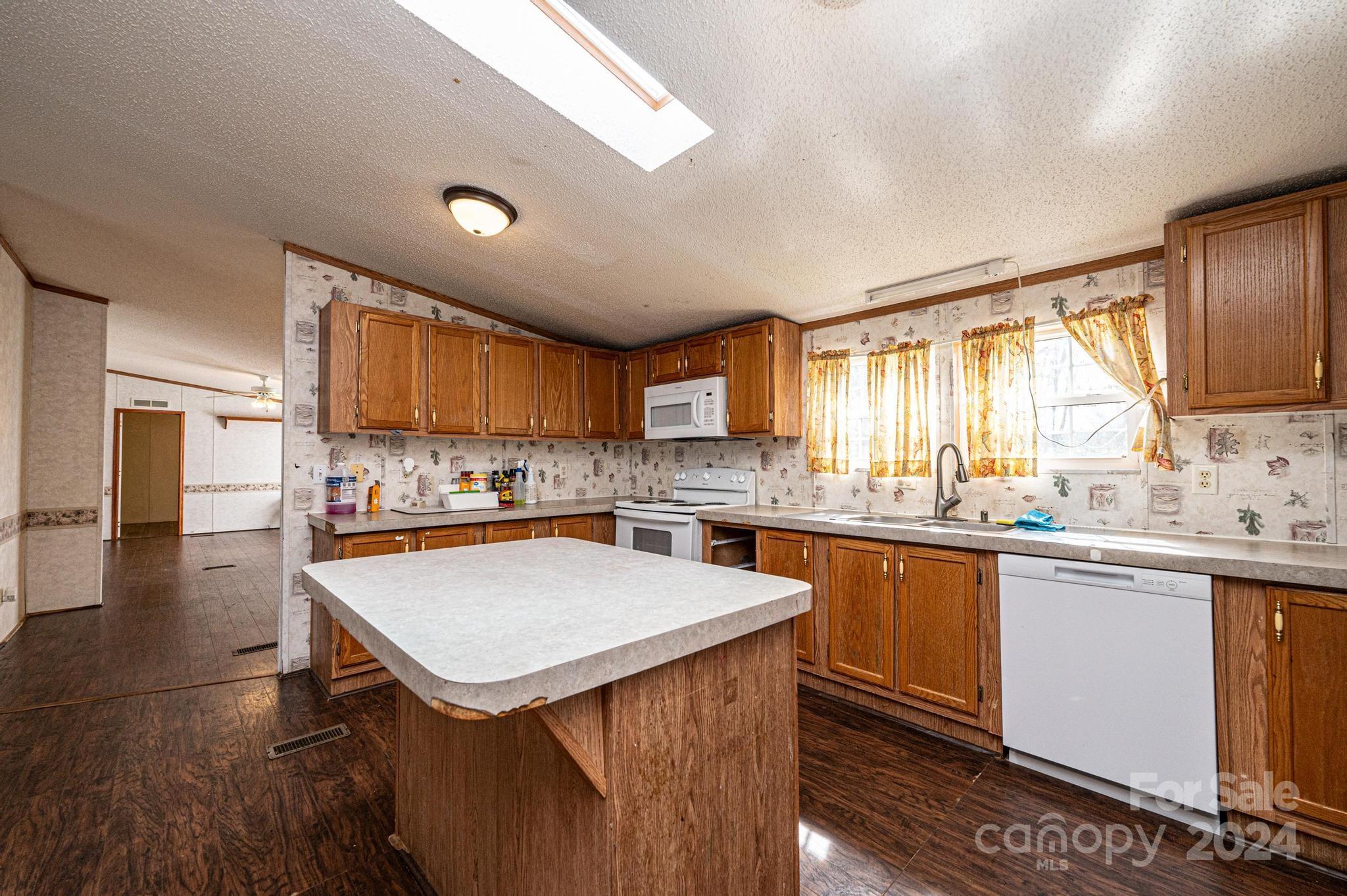 2240 Withers Road Maiden, NC 28650 - Photo 27 of 39 Gallery Image 27