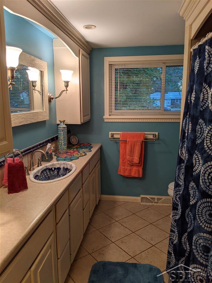 1440 Birchfield Road Saginaw, MI 48609 - Photo 14 of 18 50026350-13.JPG