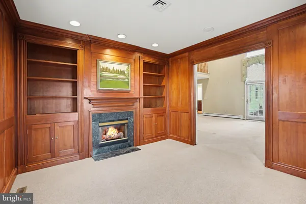 $699,900 | 5016 Woodbox Lane, Mechanicsburg, PA 17055