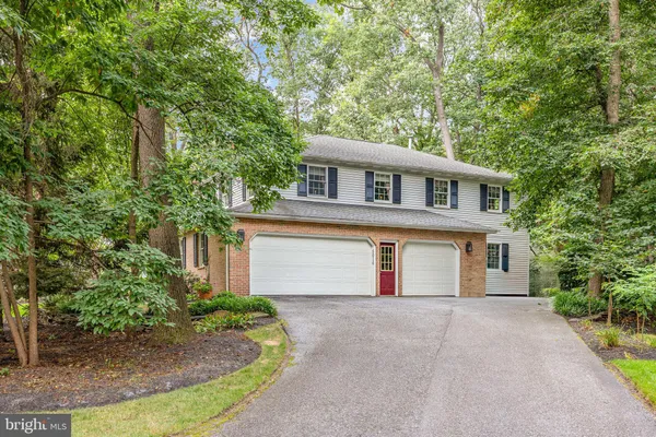 $699,900 | 5016 Woodbox Lane, Mechanicsburg, PA 17055