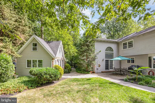 $699,900 | 5016 Woodbox Lane, Mechanicsburg, PA 17055