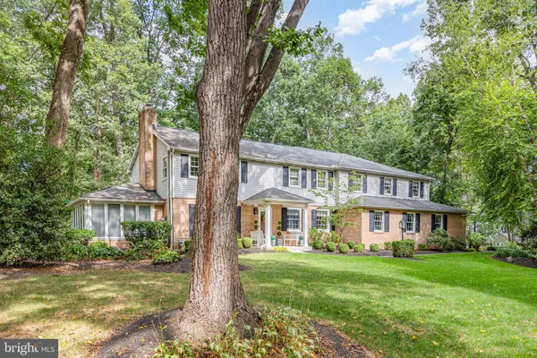 $699,900 | 5016 Woodbox Lane, Mechanicsburg, PA 17055