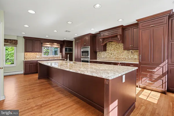 $699,900 | 5016 Woodbox Lane, Mechanicsburg, PA 17055