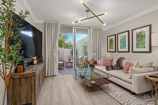 $4,500 | 600 South Dixie Highway, Unit 544, West Palm Beach, FL 33401