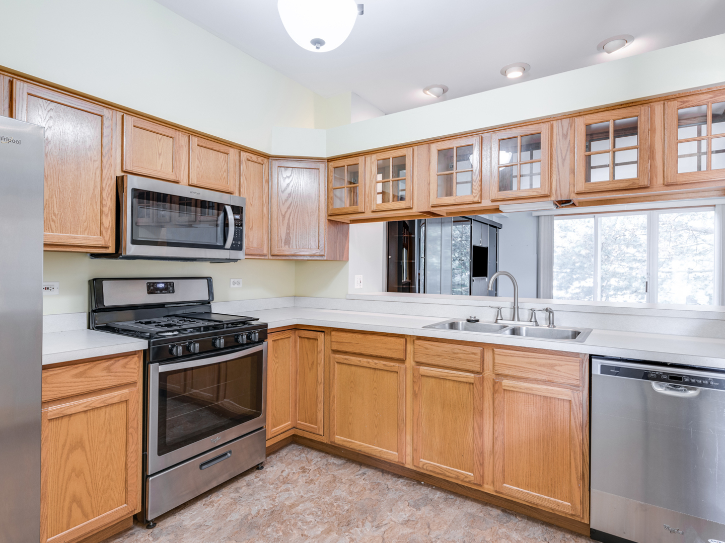 2535 Carrolwood Road Naperville, IL 60540 - Photo 6 of 21