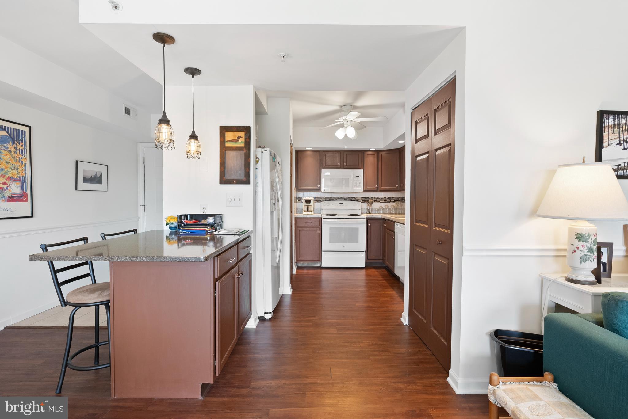 136 Brandon Road Norristown, PA 19403 - Photo 15 of 31 Kitchen Bar/Island