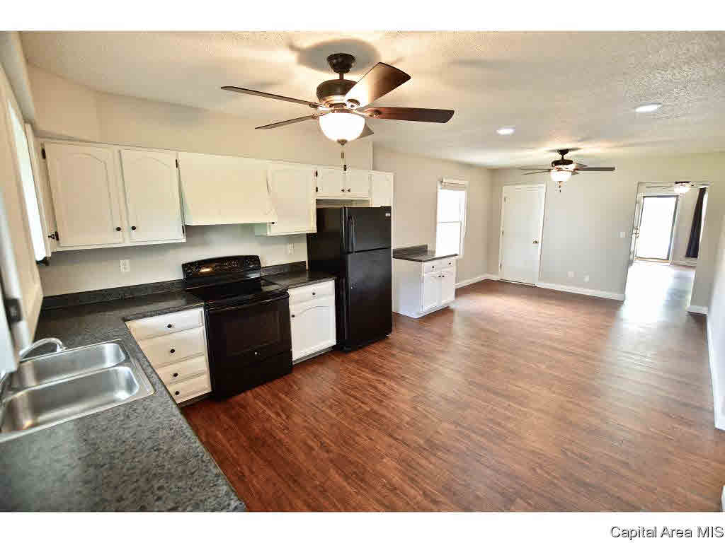 3428 Moorgate Drive Springfield, IL 62703 - Photo 5 of 20