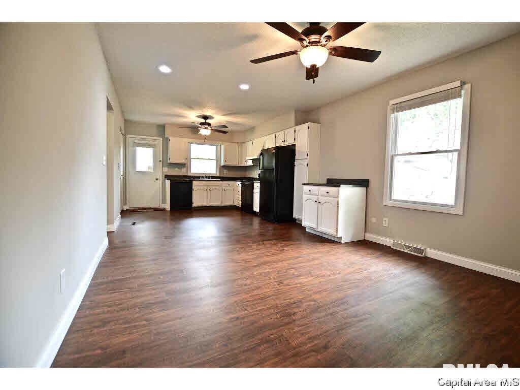 3428 Moorgate Drive Springfield, IL 62703 - Photo 6 of 20