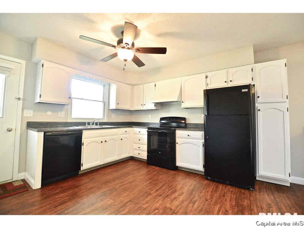 3428 Moorgate Drive Springfield, IL 62703 - Photo 7 of 20