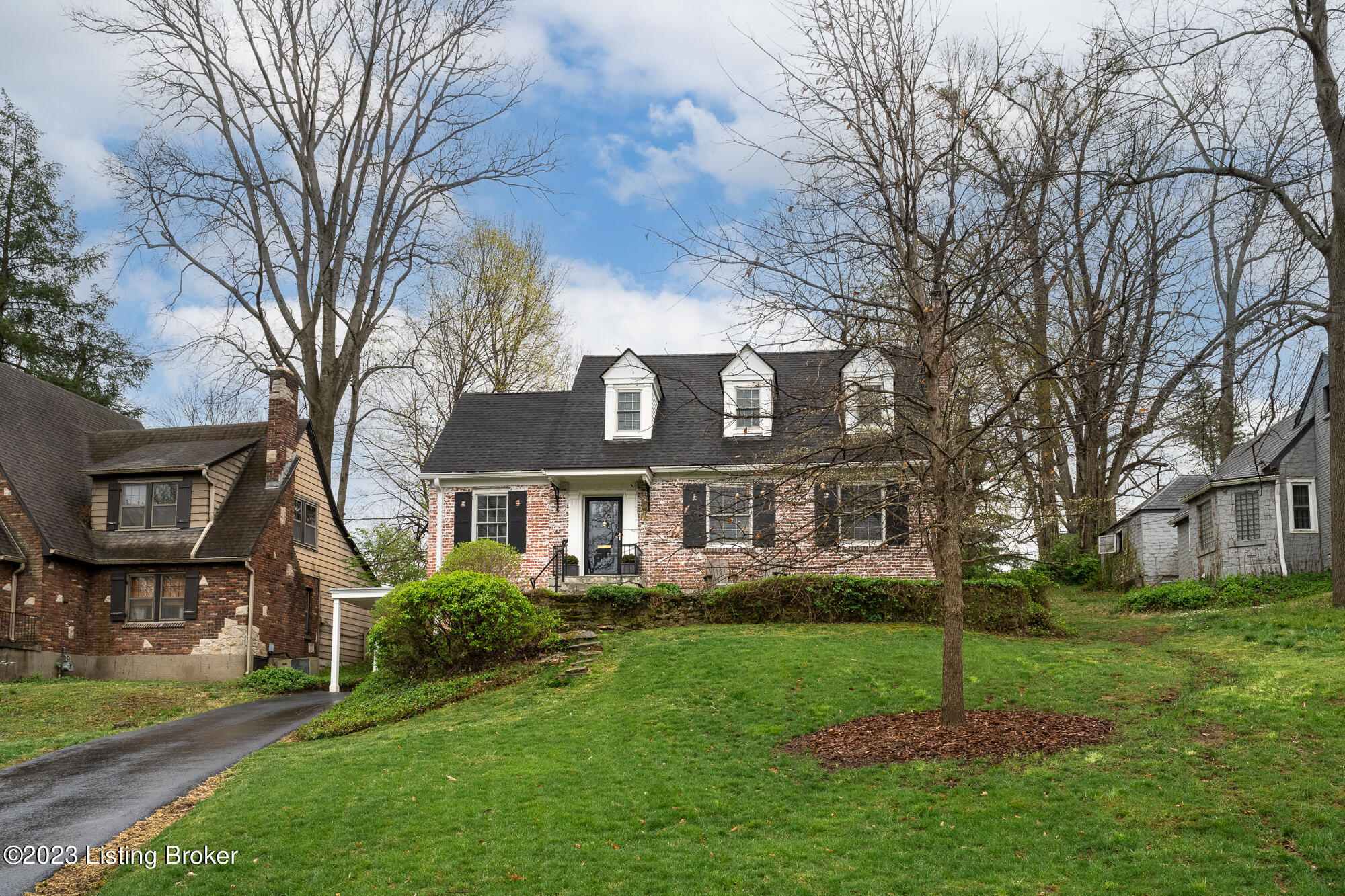 1820 Gresham Road Louisville, KY 40205 - Photo 3 of 46 1820 Gresham Rd-3