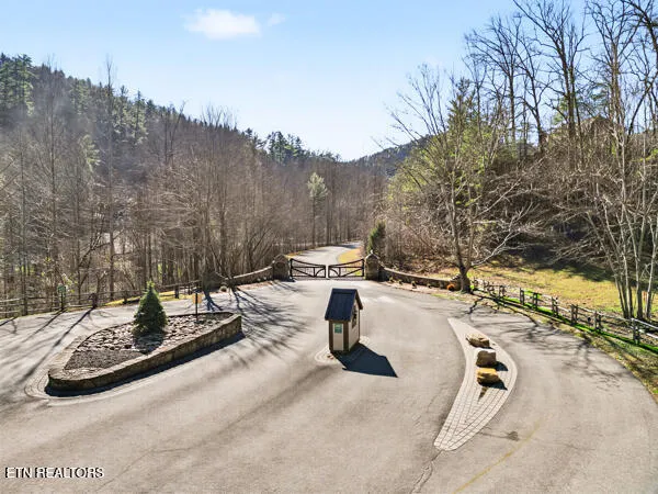 $69,900 | 514 Chetola Trail, Townsend, TN 37882