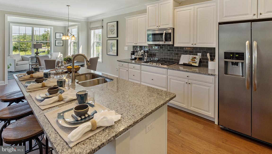 9173 Riverhill Road Laurel, MD 20723 - Photo 4 of 27 Kitchen