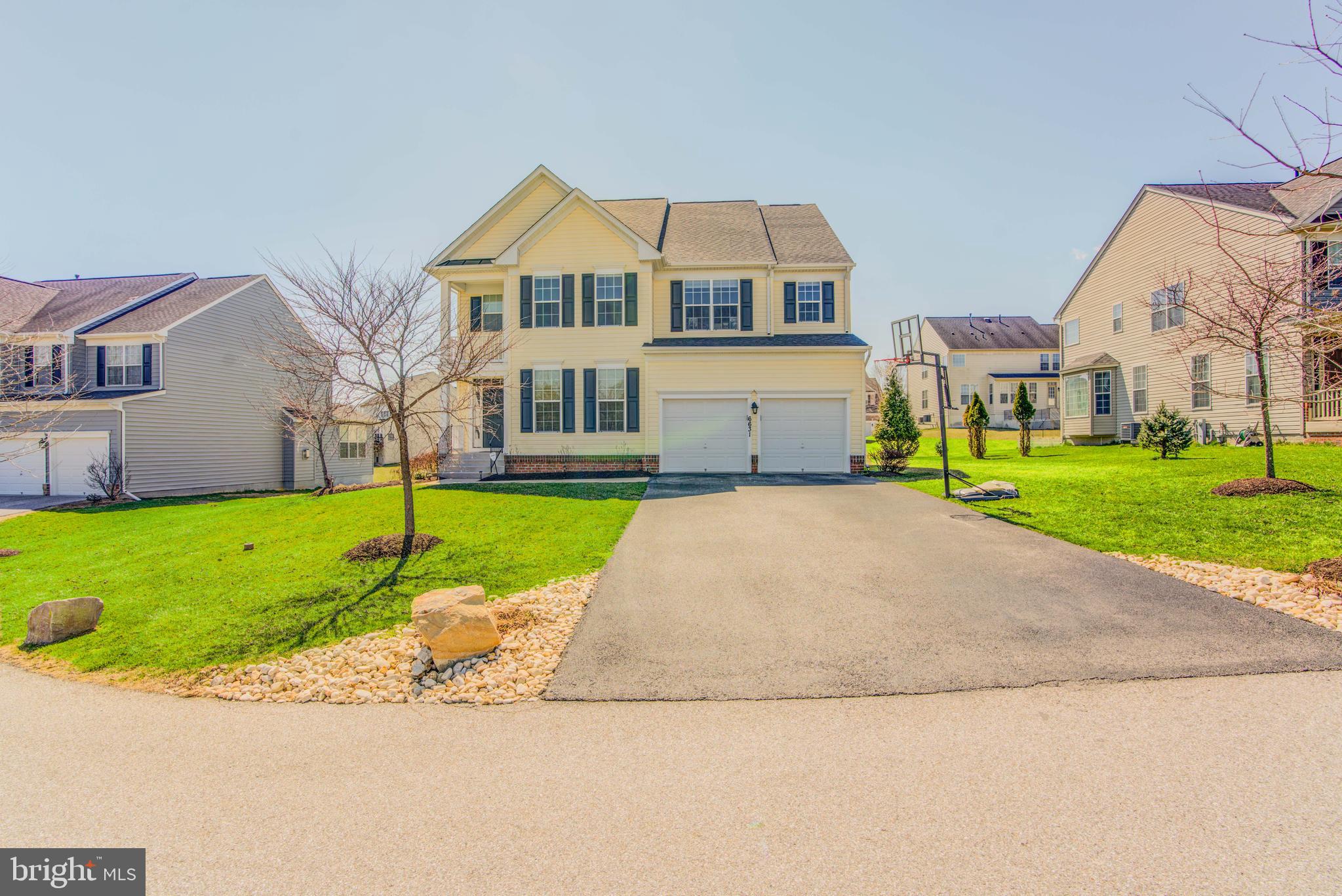 6631 Pebble Brooke Road Baltimore, MD 21209 - Photo 3 of 75