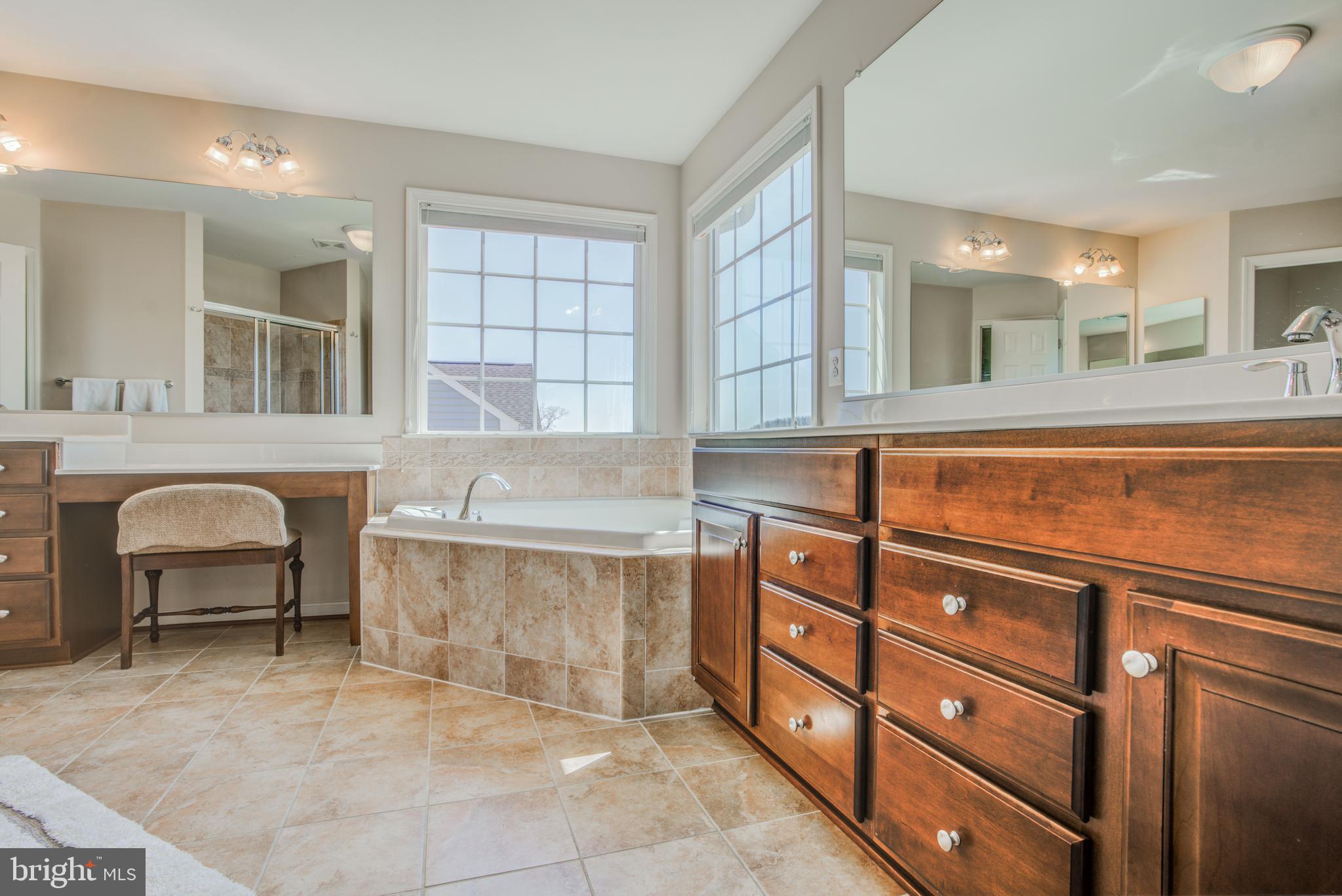 6631 Pebble Brooke Road Baltimore, MD 21209 - Photo 37 of 75