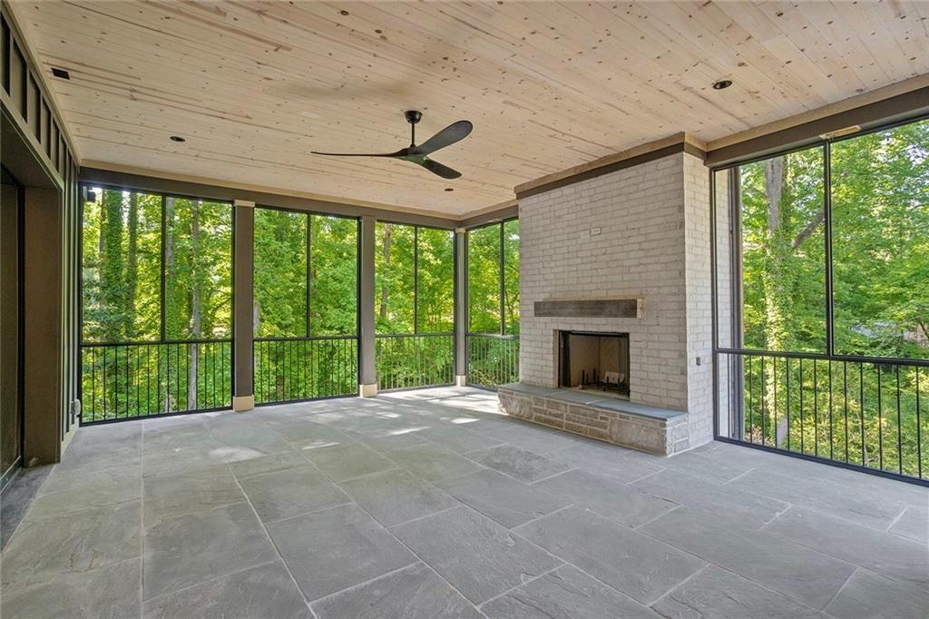 490 Timber Valley Road Northeast Atlanta, GA 30342 - Photo 7 of 32